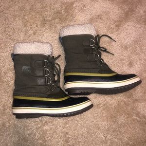 Sorel Women’s Caribou Snow Boot